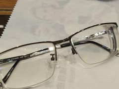-一代眼镜·蔡司配镜(浦东大拇指广场店)