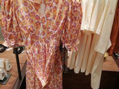 -URBAN REVIVO(西安Momopark店)
