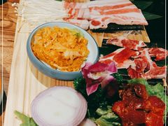 -明洞阿姨·韩式酱蟹烤肉·创意料理(三元桥店)