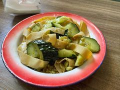 秘制豆皮黄瓜-炙热童年·老北京炙子烤肉(南锣鼓巷店)