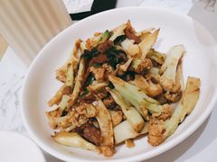 -关东小磨东北菜(漕河泾印象城店)