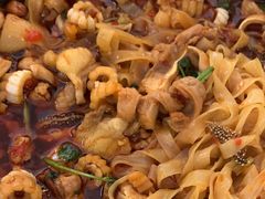 -周良天山牛杂城(天山路总店)