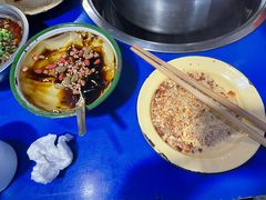 -马路边边·成都串串(翠柏路店)