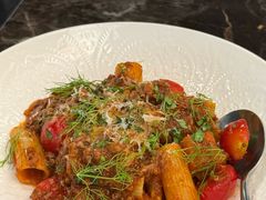 -LESCEDARS Brasserie Bistro香柏树