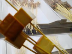 -马路边边麻辣烫联盟路店