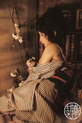 点击看大图 -持熹光年写真体验馆