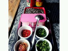 -蘑统田下·野生菌火锅