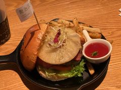 -龙治汉堡(中华城店)