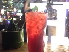 -胡桃里乐队酒馆(鎏嘉码头店)