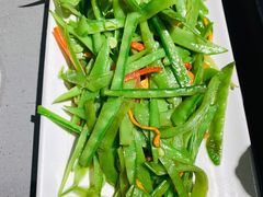 五彩花菇荷兰豆-云海肴·汽锅鸡·云南菜(高德置地店)