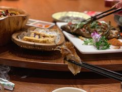 -老滇山寨•云南特色菜•地方菜•民族风情歌舞表演(金碧店)