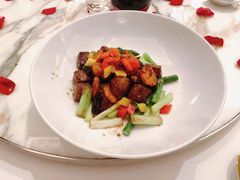 沙姜野菌爆炒M9和牛-宝丽轩中餐厅BAOLIXUAN