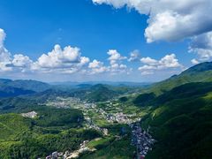 -安吉龙王山峡谷漂流