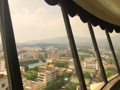 -旋转餐厅