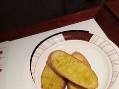 蒜香面包-斗牛士牛排(南京东路店)