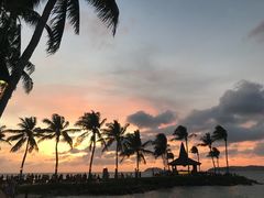 -Sunset Bar(丹绒亚路香格里拉店)