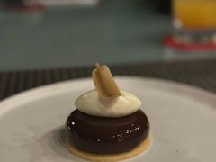 -杭州西子湖四季酒店-WL BISTRO西湖餐厅(灵隐路店)