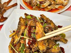 -江湖亮亮蒸虾大排档烤全羊清真(武汉总店)