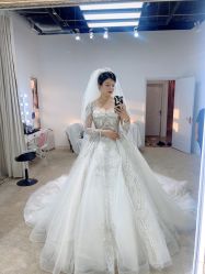 -欣薇婚纱(新源乐汇城店)