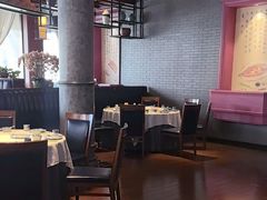 -八府香鸭·啫啫煲(华山路店)