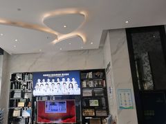-粤港恒生口腔连锁(环球店)