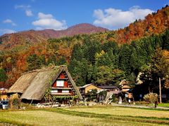 -白川乡与五箇山的合掌构造村落