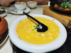 咸蛋黄虾仁豆腐-石头咕(黄岐店)