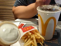 -麦当劳(宝山大厦店)