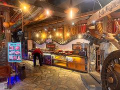 -老牌坊云南鱼豆花火锅(爱建店)