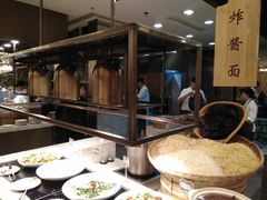 自助取餐区-都会尚膳·海鲜自助餐厅(重庆万豪酒店)