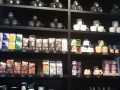 零售区-星巴克臻选(武汉经开永旺梦乐城店)