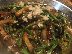 -老街坊美食汇(玉兰大街店)