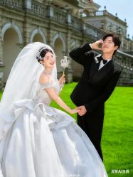 -第一夫人婚纱摄影(南京店)