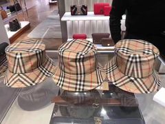 -BURBERRY(上海港汇恒隆广场店)