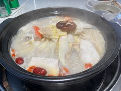 -三人行骨头王火锅(长寿店)