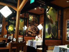 -云海肴·汽锅鸡·云南菜(天山百盛优客店)