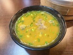 牛肉粉丝汤-大龙汤包