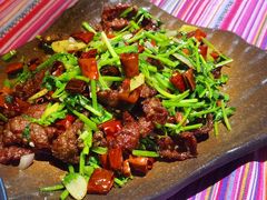 哈尼飘香牛肉-香巴拉云南餐厅(华莱坞店)