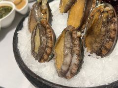 -红鼎豆捞·非遗鲍皇汤火锅(宝丰路店)