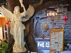 -暴风岛沉浸式体验馆(百联世纪店)