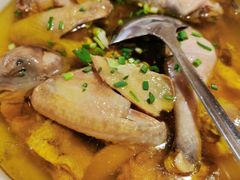 干蒸老母鸡-呼吸森林·生态农庄农家乐私房菜