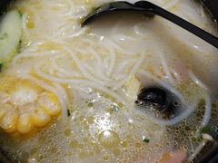 -老妈米线(港龙店)