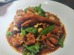 -鲁菜根·泰安菜(万达店)
