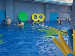 -蓝海星亲子游泳(南中环店)