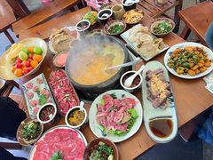 -贵厨酸汤牛肉(花果园国际中心店)