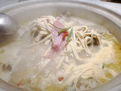 骨头煲-张家砂锅(富民店)