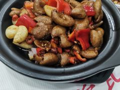 红烧肥肠-堂瓦里·33年传统赣菜(第一街区店)