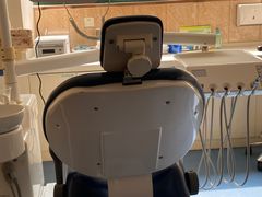 -优伢仕口腔(汽车西站店)