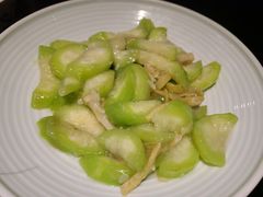 笋干丝瓜-老头儿油爆虾·知味杭州(爱琴海购物中心)