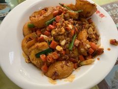 -独一佳老胡湘菜馆(矿山路店)